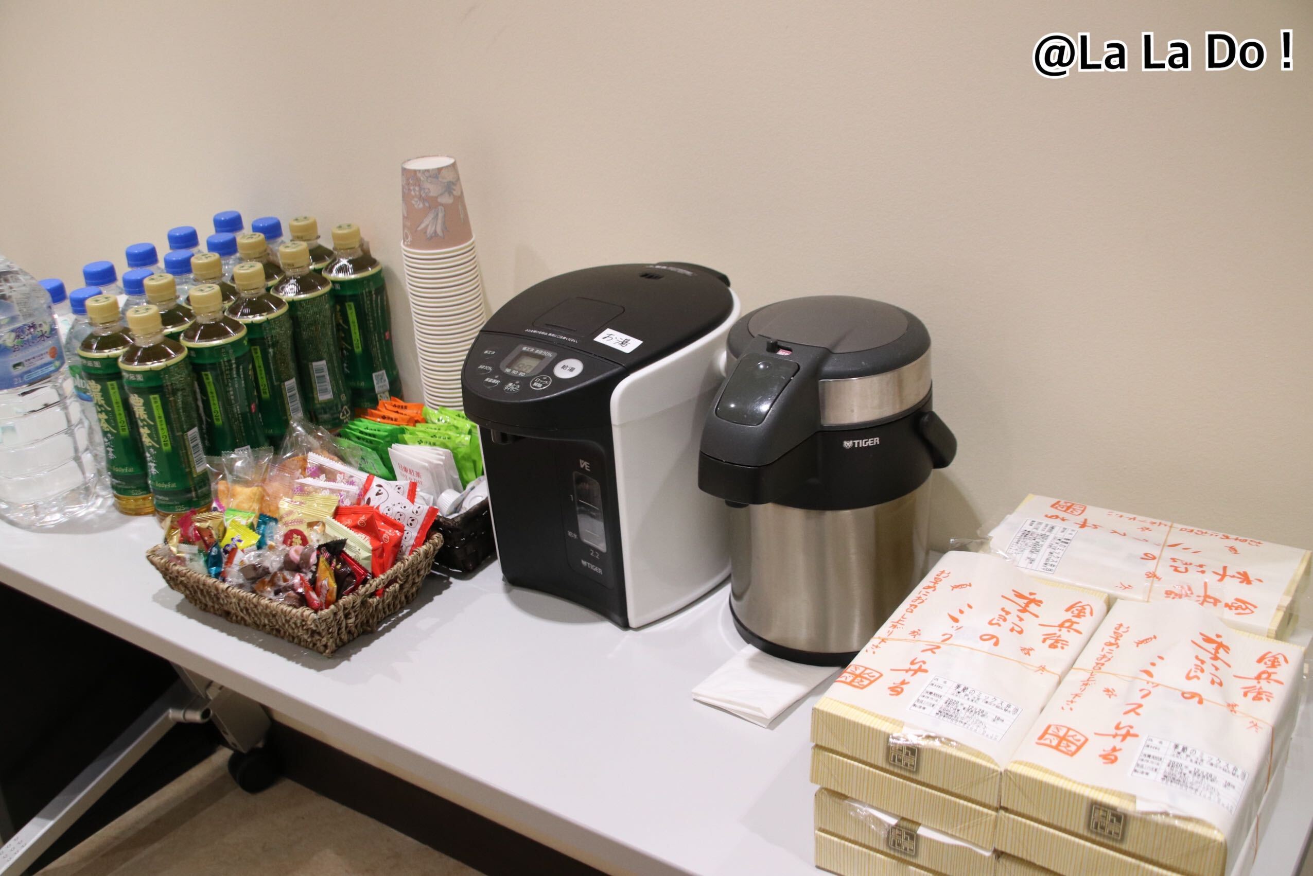 ケータリング1_ロゴ入り