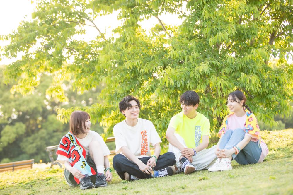 もじもじGIGA Tee <LIME GREEN>